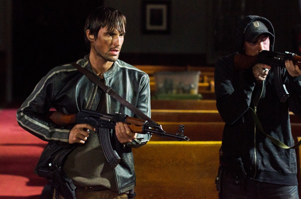Andrew J. West as Gareth and Chris Coy as Martin - The Walking Dead - Season 5, Episode 3