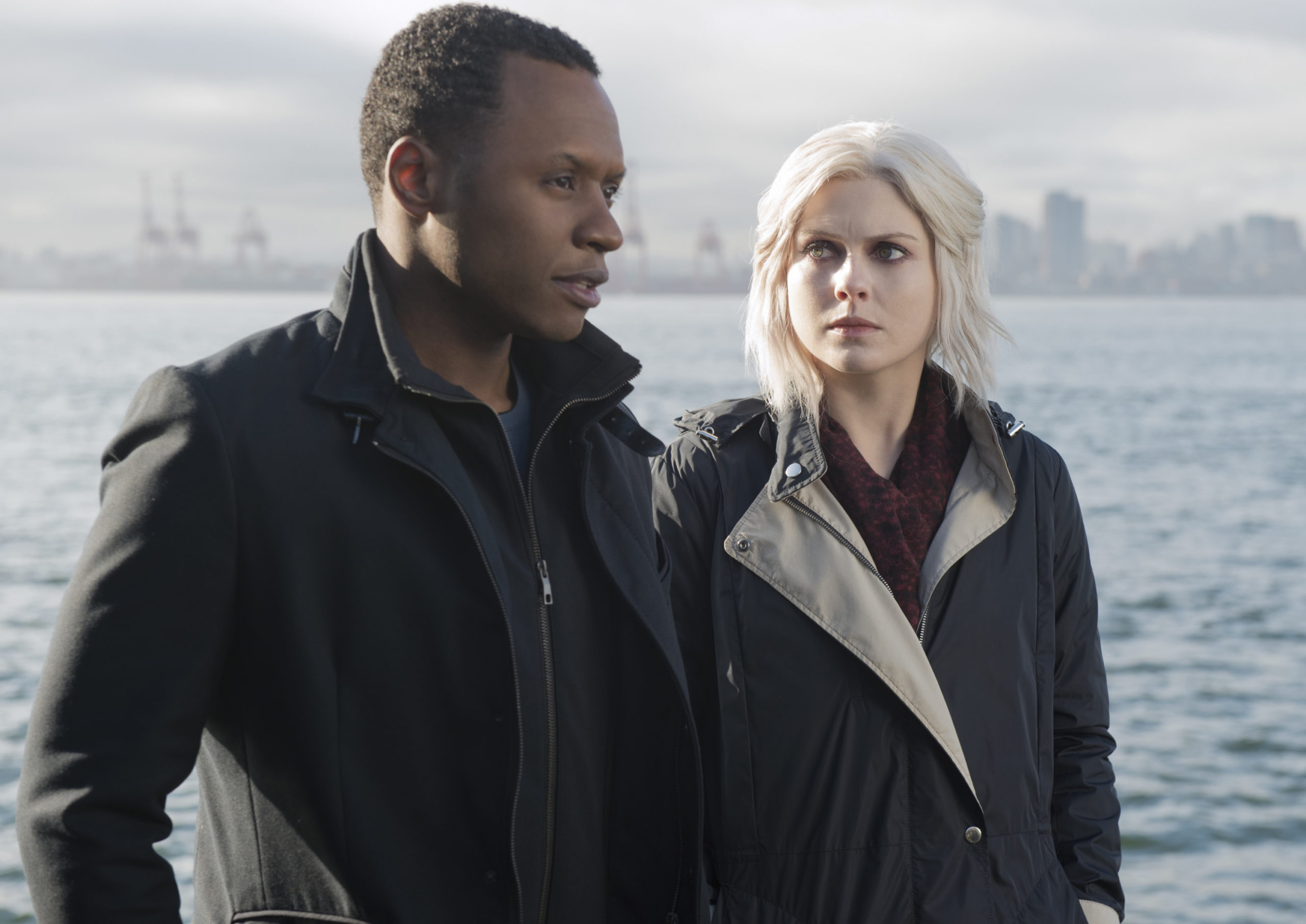 iZombie - Malcolm Goodwin, Rose McIver - Reflections of the Way Liv Used to Be