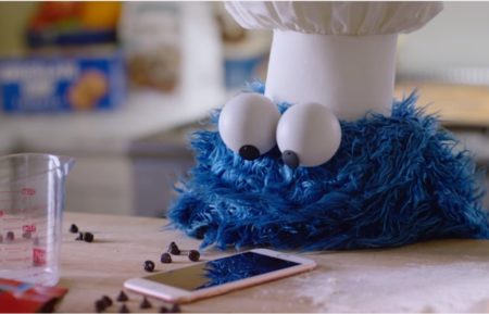 Apple Cookie Monster ad