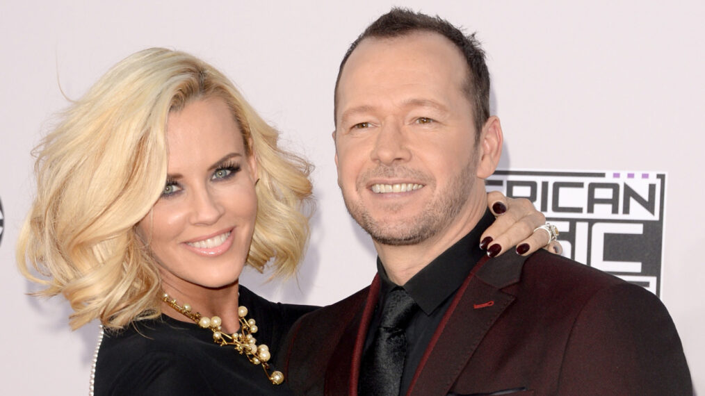 Jenny McCarthy and Donnie Wahlberg attend the 2014 American Music Awards