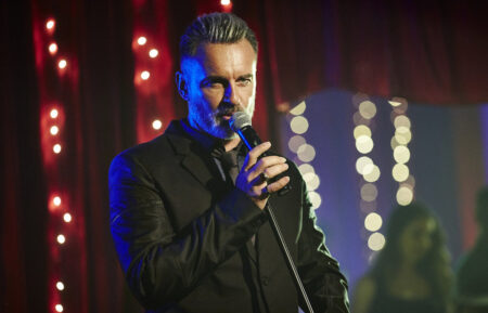 Julian McMahon singing in Hunters