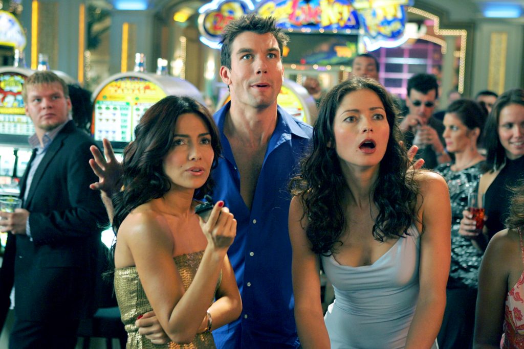 Las Vegas - Vanessa Marcil as Sam Jane, Jerry O'Connell as Woody Hoyt, Jill Hennessy as Dr. Jordan Cavanaugh