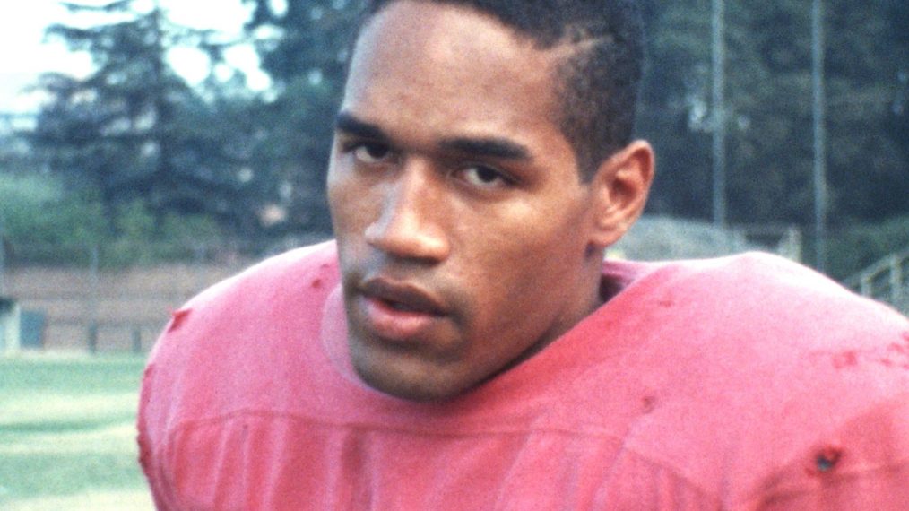 OJ Simpson playing football at USC