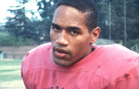 OJ Simpson playing football at USC