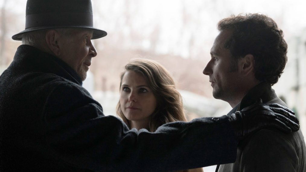 Frank Langella as Gabriel, Keri Russell as Elizabeth Jennings, Matthew Rhys as Philip Jennings in The Americans - 'Persona Non Grata' - Season 4, Episode 13