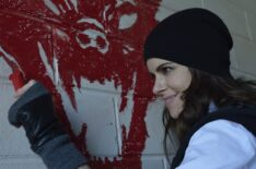 Emily Hampshire in 12 Monkeys - 'Hyena'