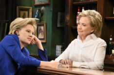 Kate McKinnon as Hillary Clinton and Hillary Clinton as Val during the Saturday Night Live 'Bar Talk' sketch