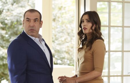 Rick Hoffman and Carly Pope in Suits - Season 6