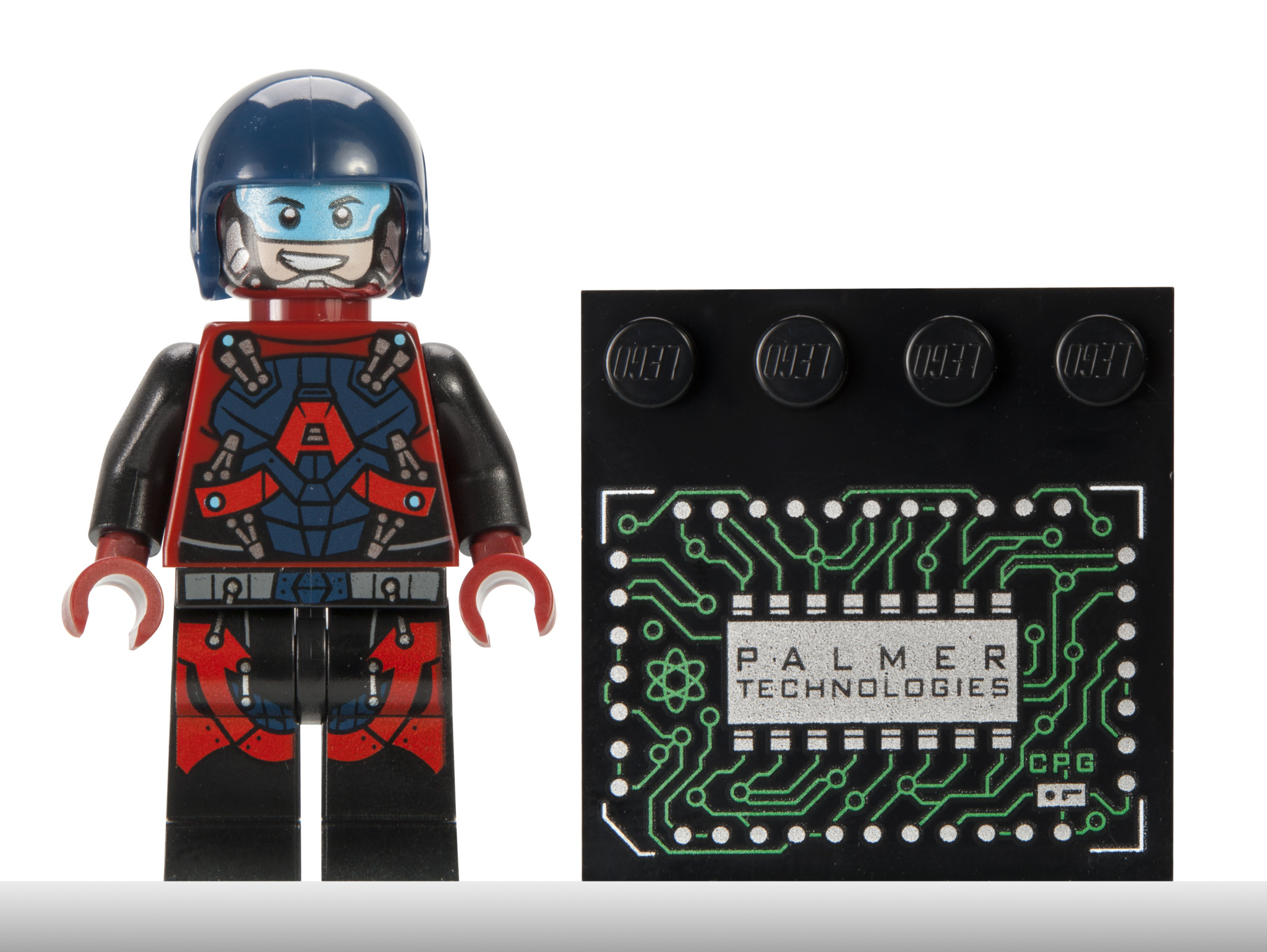 Legends Of Tomorrow S Atom Gets The Lego Treatment For Comic Con Tv Insider