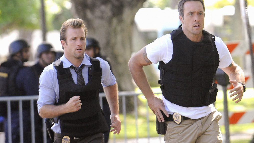 HAWAII FIVE-0, Alex O'Loughlin and Scott Caan, ask matt