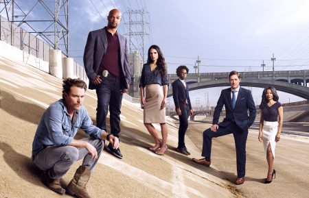 The cast of Lethal Weapon: Clayne Crawford, Damon Wayans Sr., Jordana Brewster, Johnathan Fernandez, Kevin Rahm and Keesha Sharp