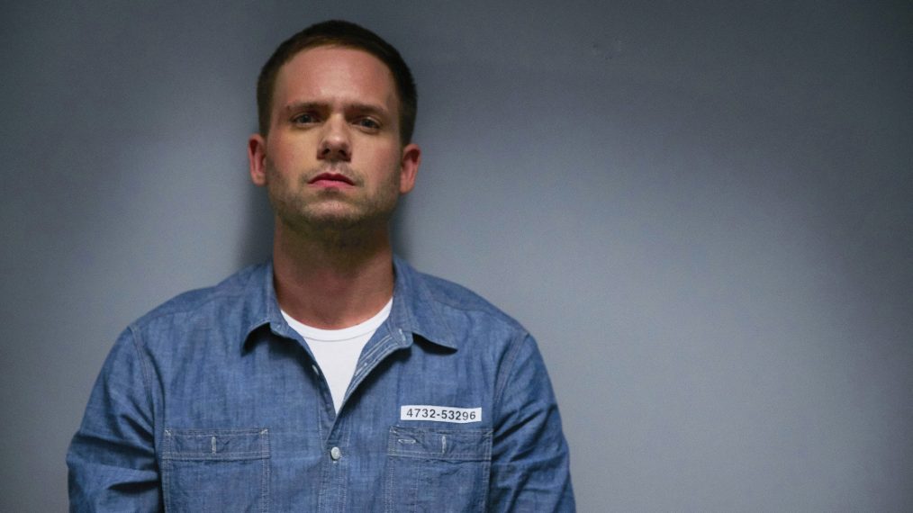 Patrick J. Adams as Michael Ross in Suits - Season 6 - 'Accounts Payable'