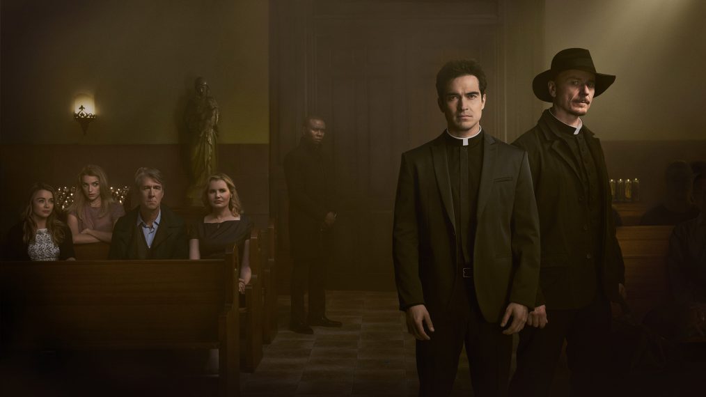 Hannah Kasulka, Brianne Howey, Alan Ruck, Geena Davis, Alfonso Herrera and Ben Daniels in THE EXORCIST