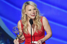 Kate McKinnon accepts Outstanding Supporting Actress in a Comedy Series for Saturday Night Live