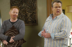 Jesse Tyler Ferguson and Eric Stonestreet in Modern Family