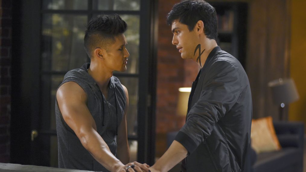 Shadowhunters - Harry Shum Jr, Matthew Daddario