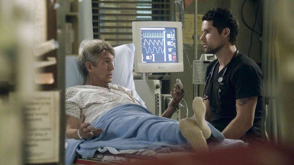 Eric Roberts guest stars on Code Black with Benjamin Hollingsworth