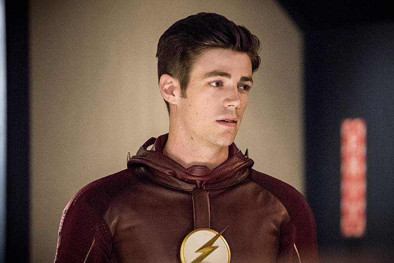 The Flash -- "Paradox" -- Image: FLA302b_0274b.jpg -- Pictured: Grant Gustin as Barry Allen -- Photo: Dean Buscher/The CW -- ÃÂ© 2016 The CW Network, LLC. All rights reserved.