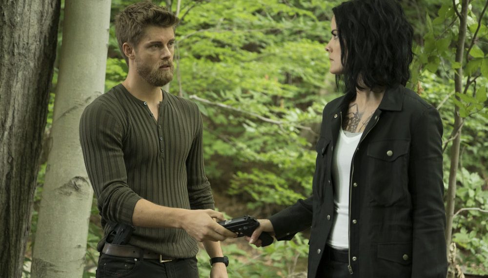 Luke Mitchell as Roman, Jaimie Alexander as Jane Doe in Blindspot - Season 2