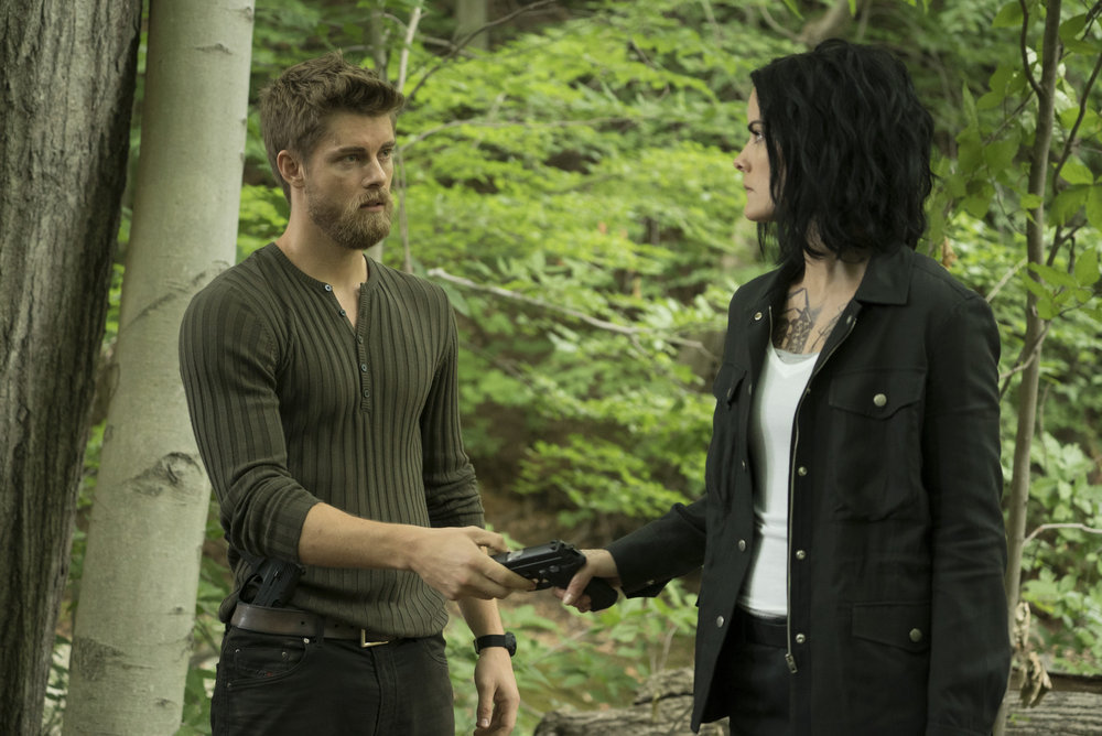 BLINDSPOT -- Episode 203 -- Pictured: (l-r) Luke Mitchell as Roman, Jaimie Alexander as Jane Doe -- (Photo by: Peter Kramer/NBC)