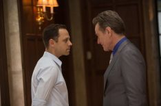 Giovanni Ribisi and Bryan Cranston in Sneaky Pete