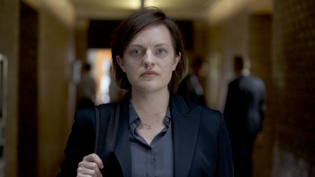 Elisabeth Moss as Detective Robin Griffin in Top of the Lake - Season 2, Episode 1