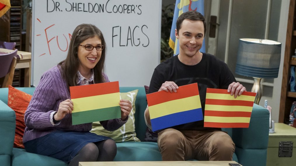 Amy Farrah Fowler (Mayim Bialik) and Sheldon Cooper (Jim Parsons) in The Big Bang Theory