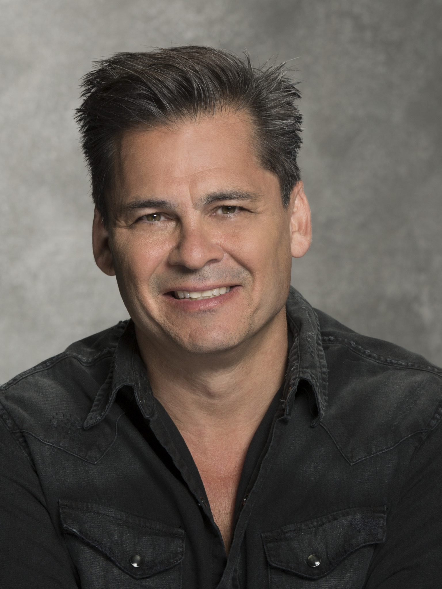 Peter Lenkov, Executive Producer of the CBS series MACGYVER, scheduled to air on the CBS Television Network. Photo: Cliff Lipson/CBS ©2016 CBS Broadcasting, Inc. All Rights Reserved
