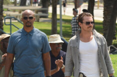 Damon Wayans and Clayne Crawford in the 'There Goes Neighborhood' episode of 'Lethal Weapon'