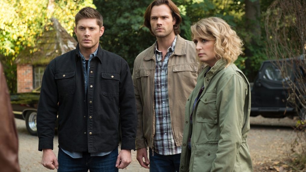 Jensen Ackles as Dean, Jared Padalecki as Sam, and Samantha Smith as Mary Winchester