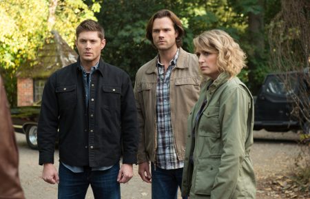 Jensen Ackles as Dean, Jared Padalecki as Sam, and Samantha Smith as Mary Winchester