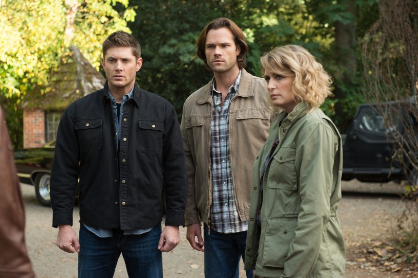 Jensen Ackles as Dean, Jared Padalecki as Sam, and Samantha Smith as Mary Winchester