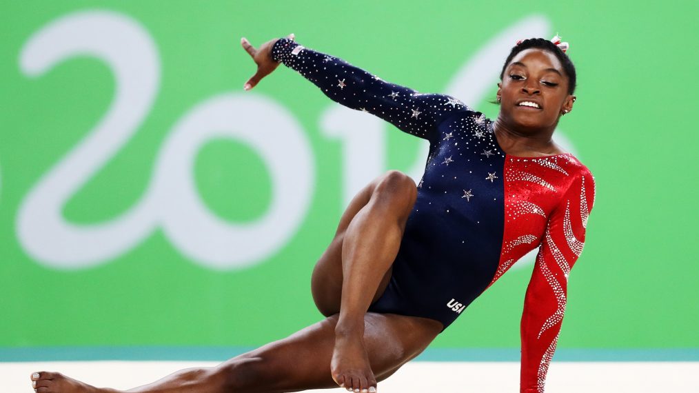 Simone Biles of the United States competes on the floor during Women's qualification for Artistic Gymnastics on Day 2 of the Rio 2016 Olympic Games