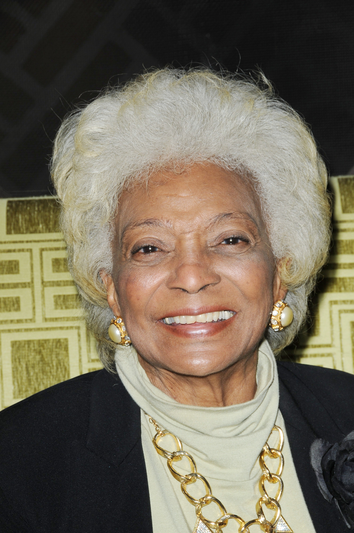 Nichelle Nichols "The Young and the Restless" Set CBS television City Los Angeles 07/27/16 © XJJOHNSON/jpistudios.com 310-657-9661