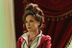 Barbara Hershey in Once Upon a Time - 'Queen of Hearts'