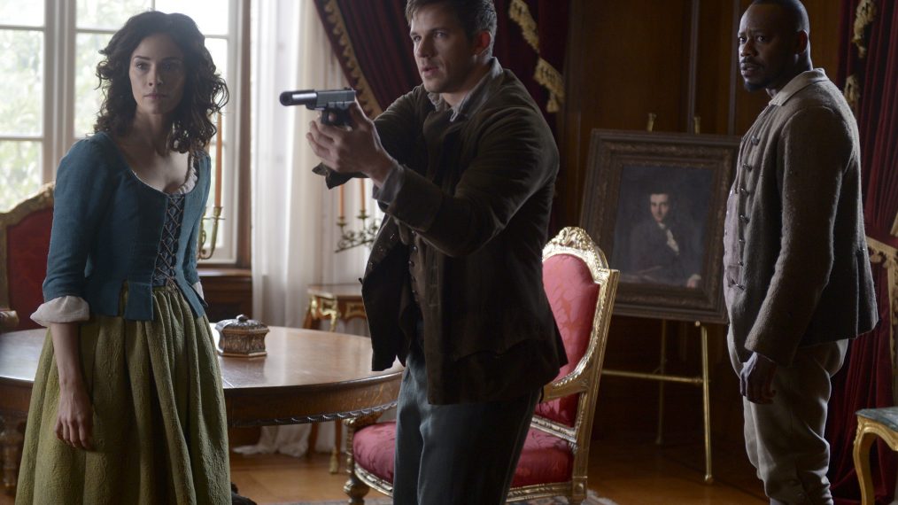 Timeless - Abigail Spencer as Lucy Preston, Matt Lanter as Wyatt Logan, Malcolm Barrett as Rufus Carlin - Season 1 - 'The Capture of Benedict Arnold'