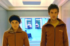 Rachel Keller as Syd Barrett, Dan Stevens as David Haller in Legion