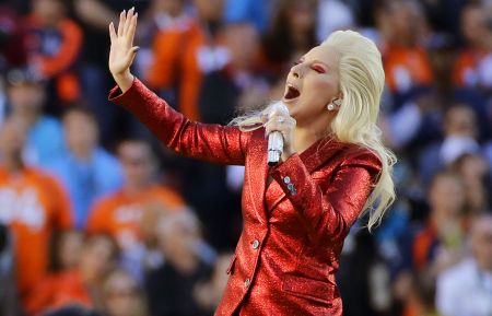 Lady Gaga sings the national anthem before the NFL Super Bowl 50