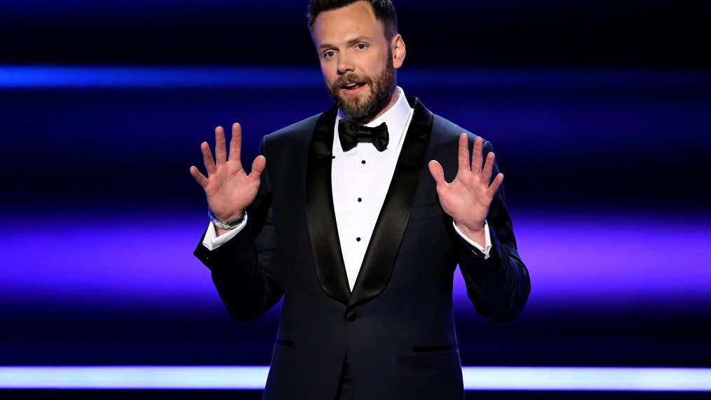 Host Joel McHale speaks onstage during the People's Choice Awards 2017