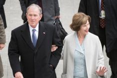 Former President George W. Bush and his wife Laura Bush arrive at the Capitol Building prior to the presidential inauguration January 20, 2017 in Washington, DC
