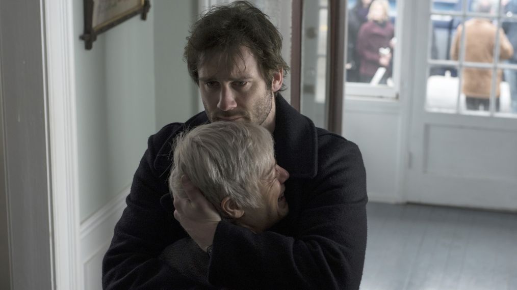 Clive Standen as Bryan Mills, Victoria Snow as Sarah Mills in Taken