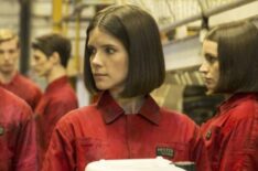 Sonya Cassidy as Hester in Humans - Season 2, Episode 1