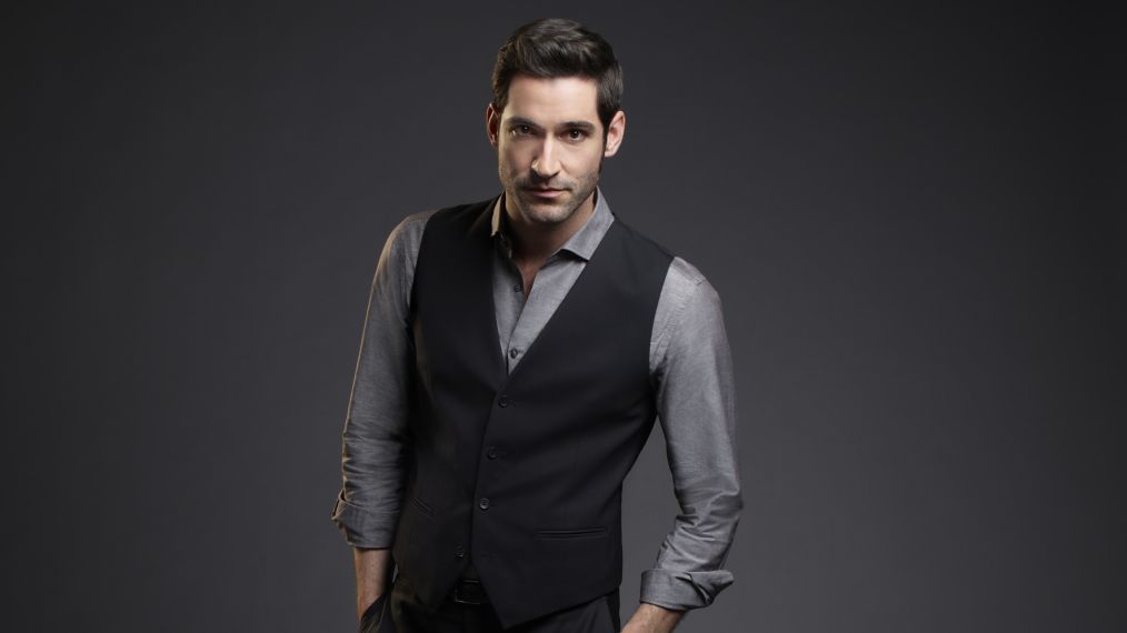 'Lucifer' Star Tom Ellis 'Not Giving Up' on Season 4 Renewal, Cheers on ...