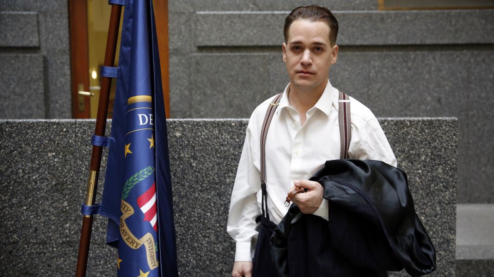 First Look T R Knight Gets A Severe Makeover As J Edgar Hoover In Genius
