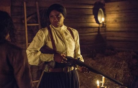 Aisha Hinds - Underground