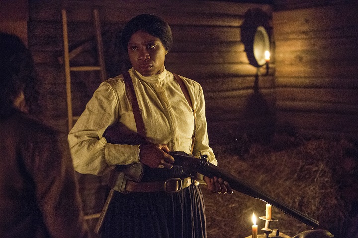 Aisha Hinds - Underground