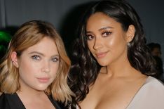 Pretty Little Liars - Ashley Benson and Shay Mitchell