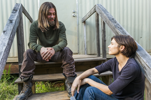 The Walking Dead —Tom Payne, Laruen Cohan