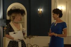 Judy Davis as Hedda Hopper, Jessica Lange as Joan Crawford in Feud