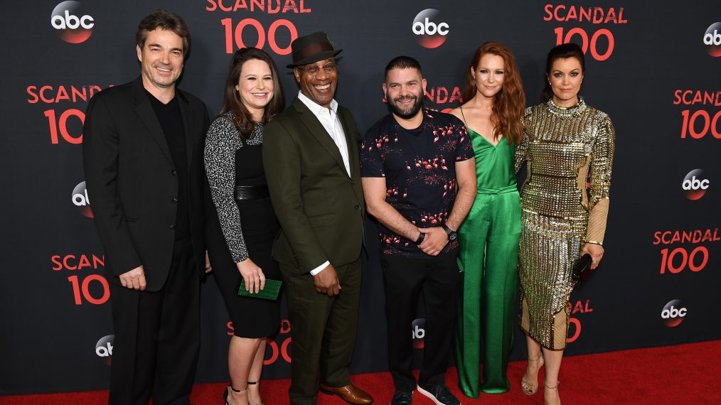 Scandal - Cast - Jon Tenney, Katie Lowes, Joe Morton, Guillermo Diaz, Darby Stanchfield, and Bellamy Young